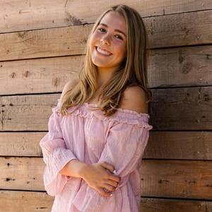 Meet your Posher, Ellie